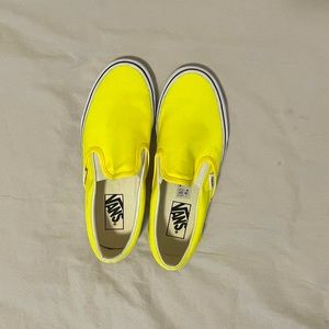 Brand new Vans Classic Slip-On | Lemon Tonic/True White Size (M 6.0 W 7.5)